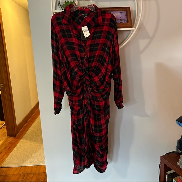 City Chic Dresses & Skirts - City Chic Women's Small S 16 Red Plaid Twist Waist  Dress Bloomingdale's NWT
